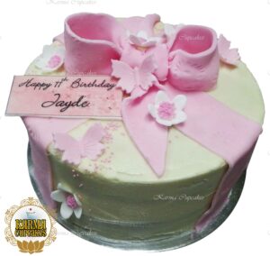8″ Sugar Ribbon Cake with edible flowers - choose your colour/s