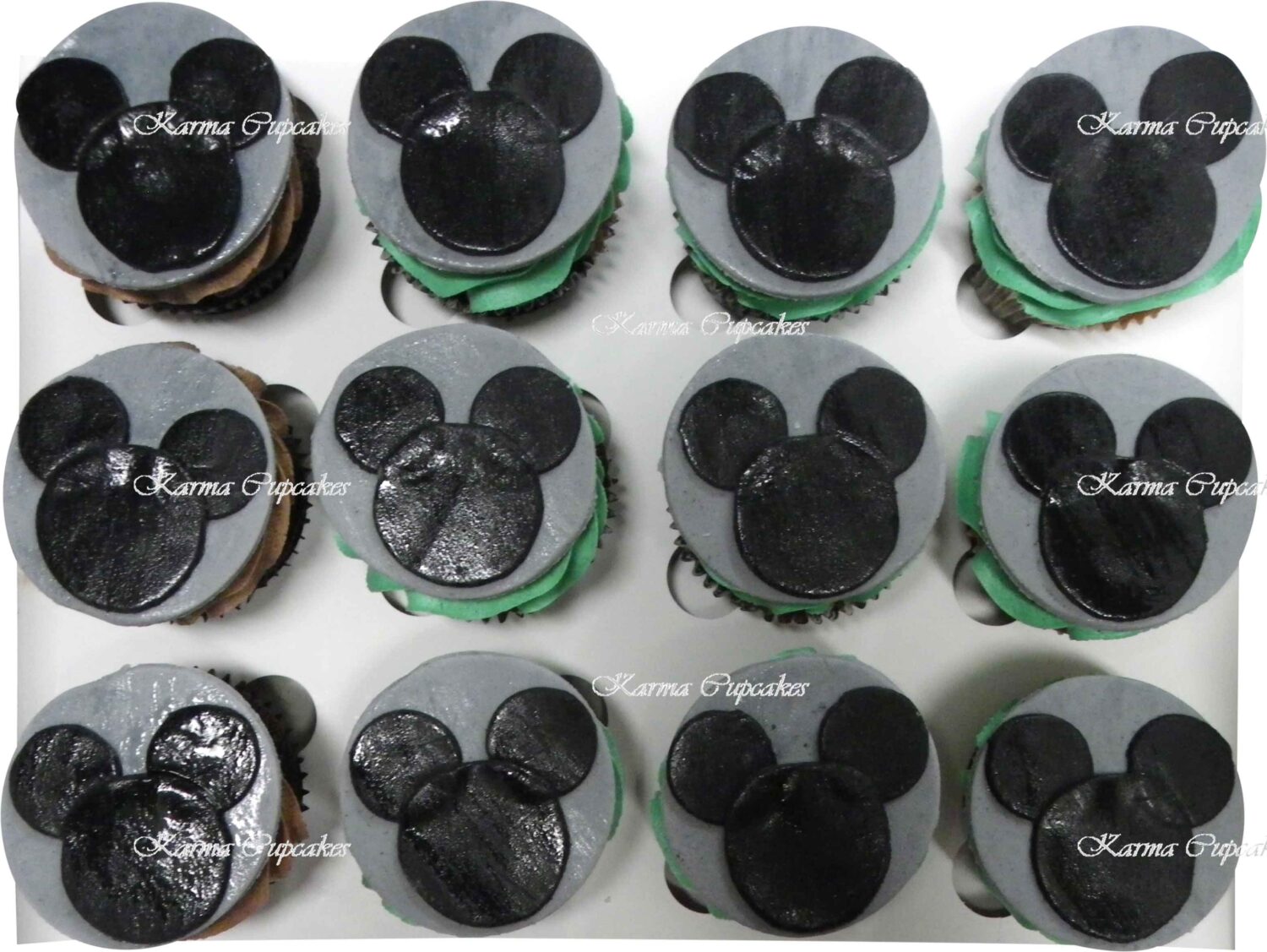 Mickey Mouse Ears Cupcakes