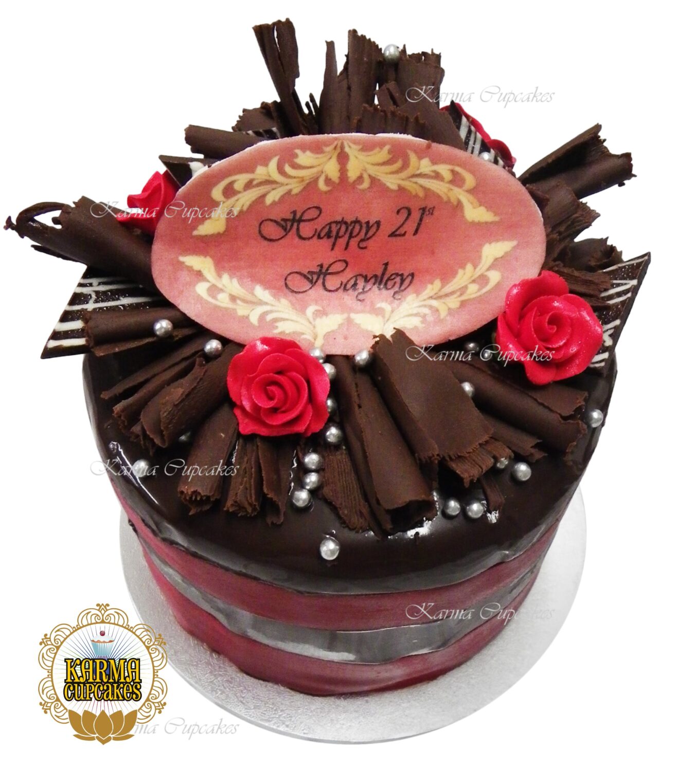 Ganach Iced Cake with Sugar Red Roses