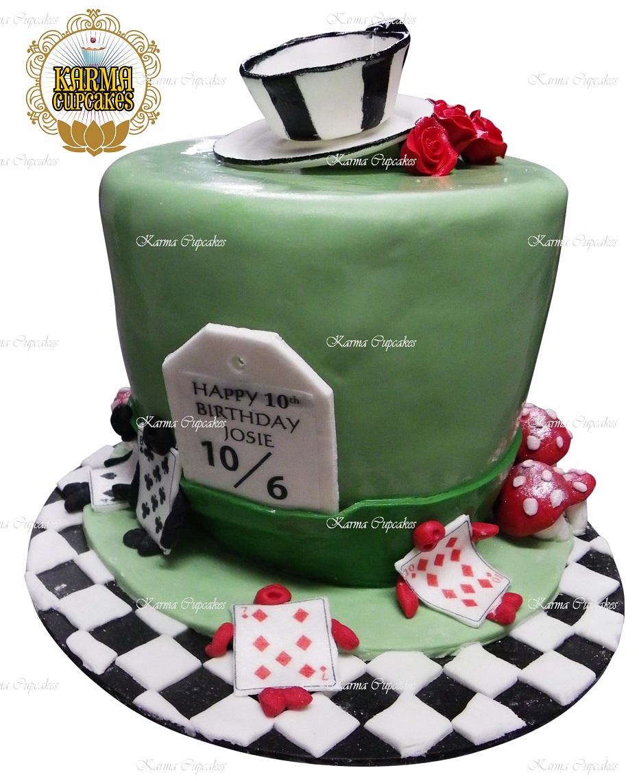 Mad Hatter 3D (Alice in Wonderland) Birthday Cake