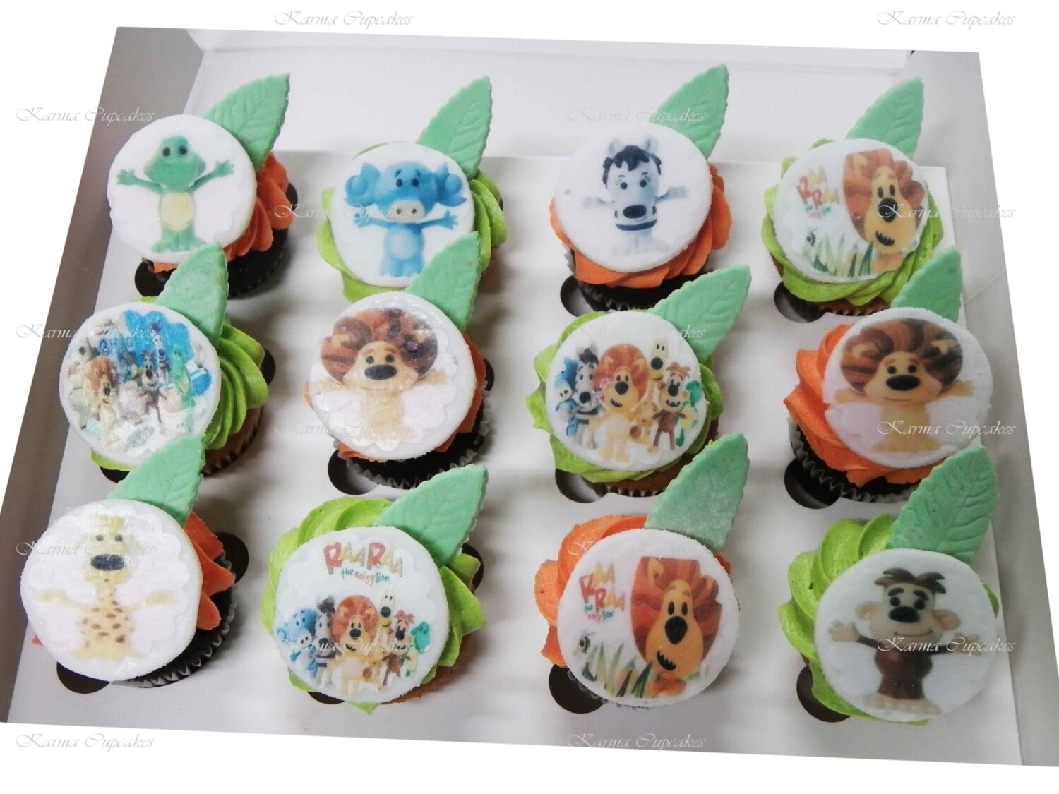 Raa Raa Mini Cupcakes