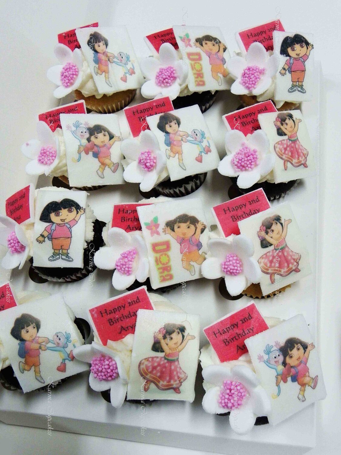 Dora the Explorer Mini Cupcakes