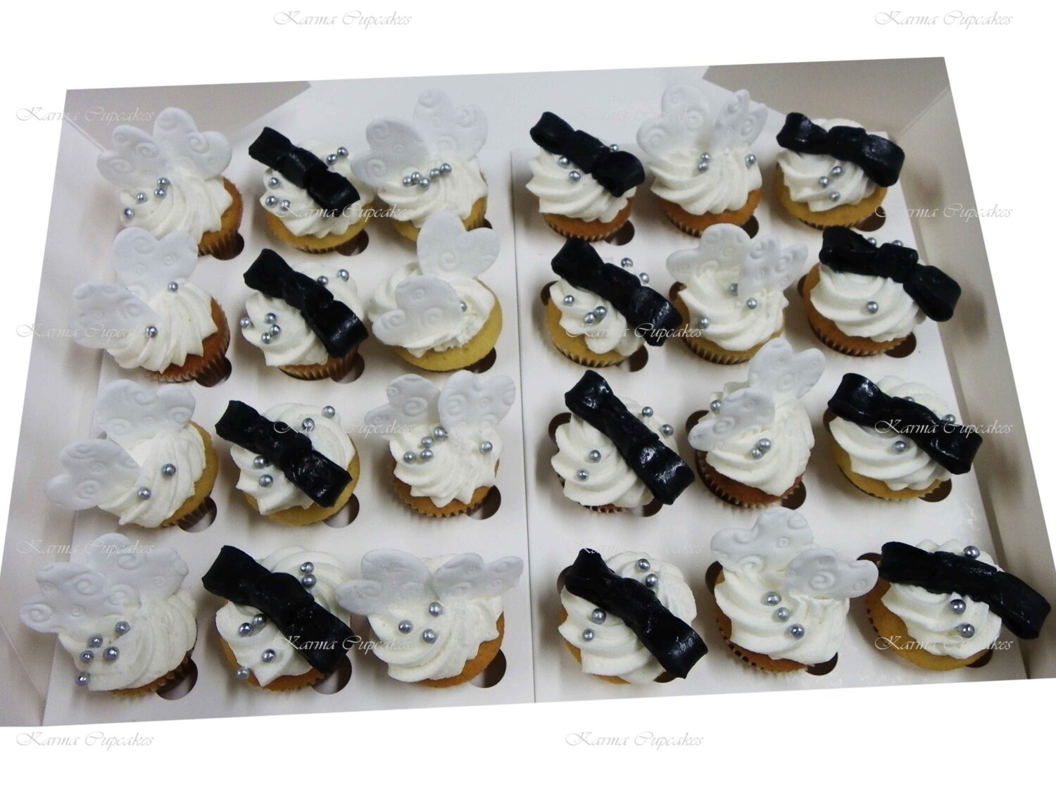 Wedding Engagement Mini Cupcakes